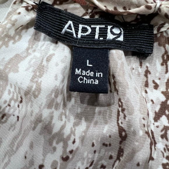 Apt.9 Animal print top ( L ) - Picture 6 of 6